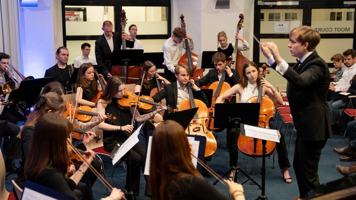Studium generale startet mit vielseitigem Programm ins Sommertrimester 2026