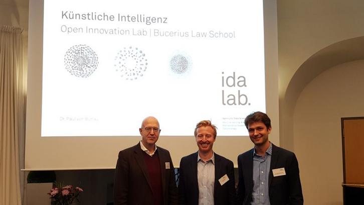Klappe, die dritte für das Bucerius Open Innovation Lab