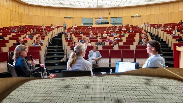 Echte Reform oder Scheinmodernisierung? Ein Streitgespräch