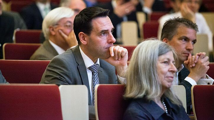 Strategie und Führung in Familienunternehmen