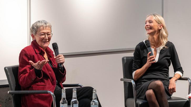 Literatur fürs Leben - Viola Roggenkamp im Gespräch 