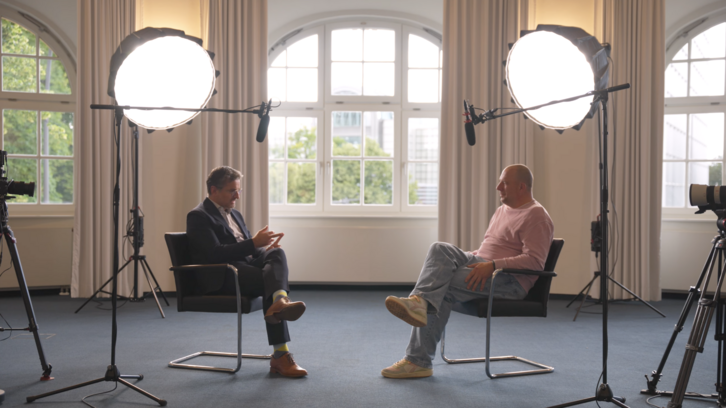 Diversity Matters! Videoreihe mit Prof. Dr. Felix Hanschmann Diversity Matters! Videoreihe mit Prof. Dr. Felix Hanschmann
