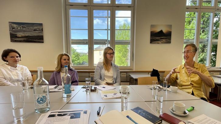 Workshop „Ethics and AI Regulation” mit Prof. Bryson