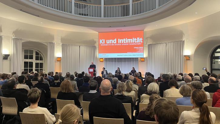 KI und Intimität – digitale Nähe? 