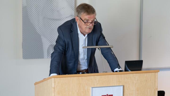 Histörchen oder Historie? Vortrag von Prof. Dres. h.c. Manfred Lahnstein