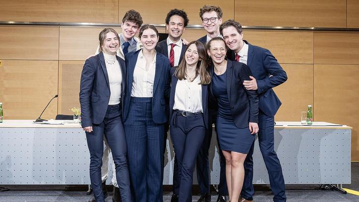Bucerius Law School gewinnt zum zweiten Mal in vier Jahren den Willem C. Vis Moot