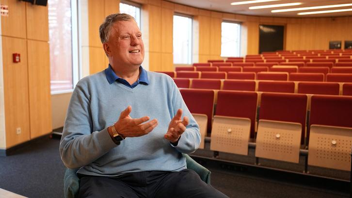 5 Minuten mit: Prof. Michael Fehling 5 Minuten mit: Prof. Michael Fehling
