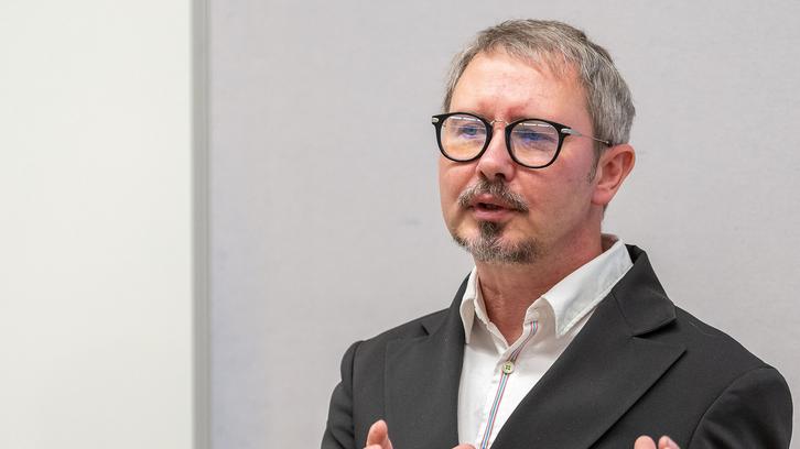Künstliche Intelligenz in der Zivilgerichtsbarkeit Künstliche Intelligenz in der Zivilgerichtsbarkeit