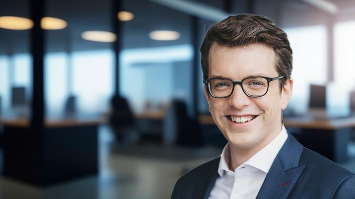 Neues Jahr, neuer Direktor Neues Jahr, neuer Direktor