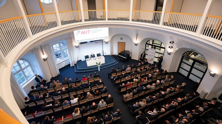 Wertvolle Tipps zu Massenentlassungsanzeigen – Informationen „aus erster Hand“