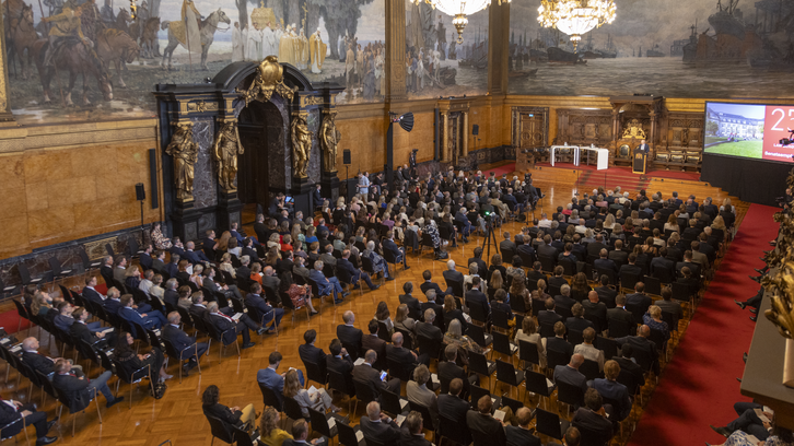 Die Bucerius Law School feiert Jubiläum im Hamburger Rathaus Die Bucerius Law School feiert Jubiläum im Hamburger Rathaus