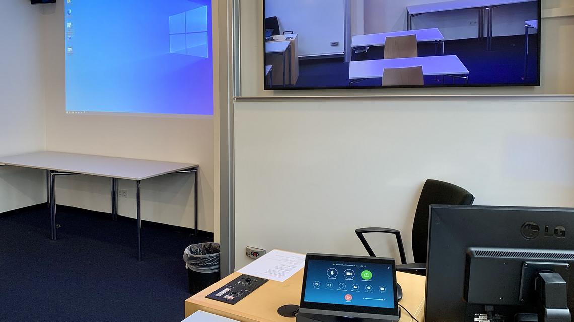 view at projection screen & Zoom Rooms