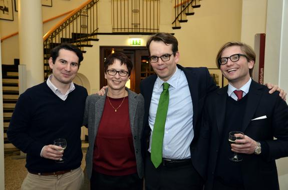V.l.n.r.: Jan Wildhirth, Dr. Annette Bärwinkel, Dr. Sebastian Naber, Roman Strecker V.l.n.r.: Jan Wildhirth, Dr. Annette Bärwinkel, Dr. Sebastian Naber, Roman Strecker