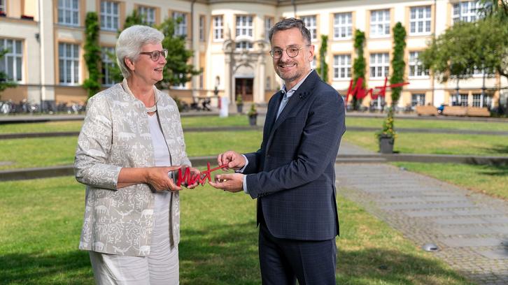 Amtsübergabe: Prof. Michael Grünberger ist neuer Präsident 