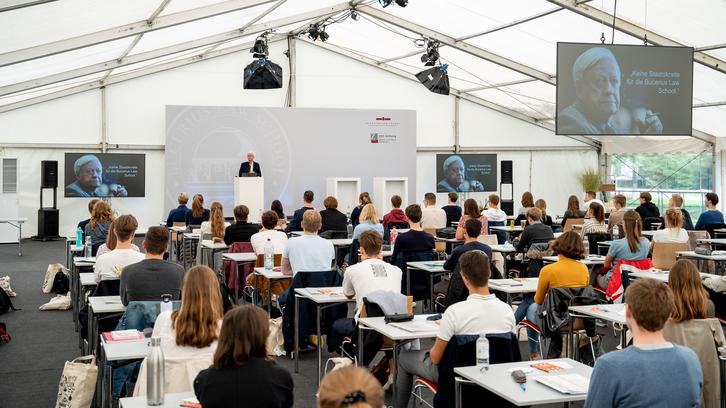 Analoges und Digitales kombinieren: Bucerius Law School startet mit hybridem Lehrbetrieb ins Herbsttrimester 