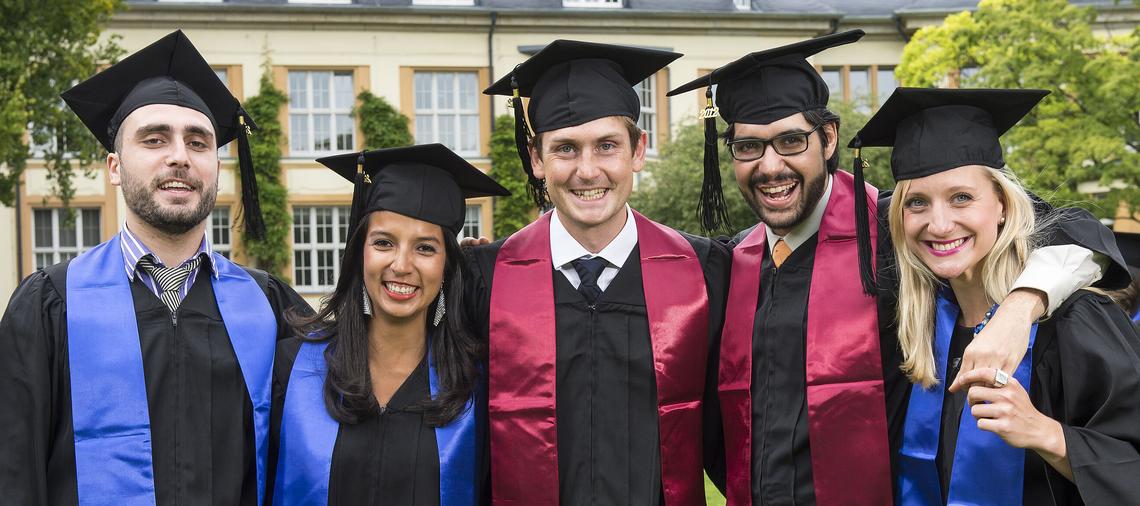 Bucerius Business Scholarship
