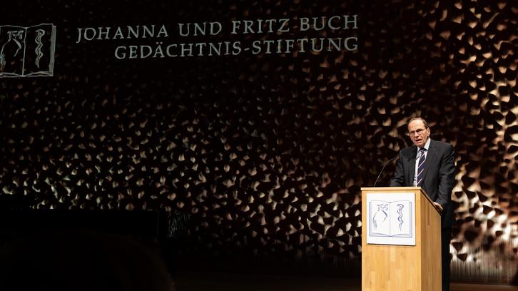 Reinhard Zimmermann mit Dr. Günther Buch-Preis ausgezeichnet