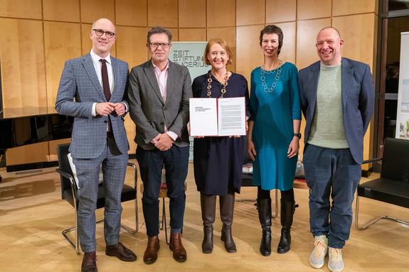 Übergabe des Manifests zum Bürgerrecht auf Bildung