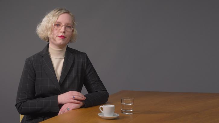 Greta Sparzynski - AI Companions: Wo endet die Technik, wann beginnt die Beziehung?