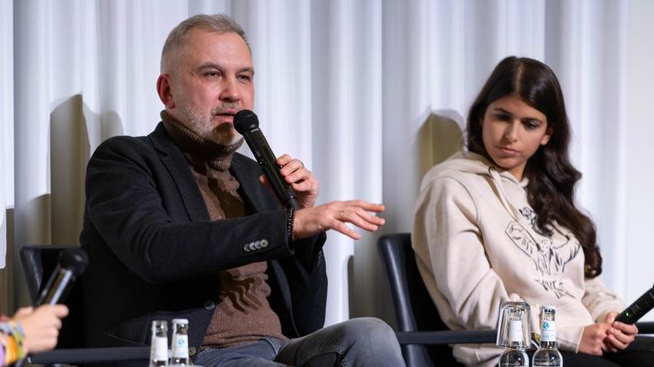 Podiumsgespräch: Verfolgt im Iran und in Belarus