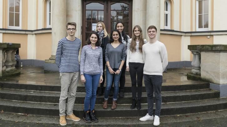Wir helfen!